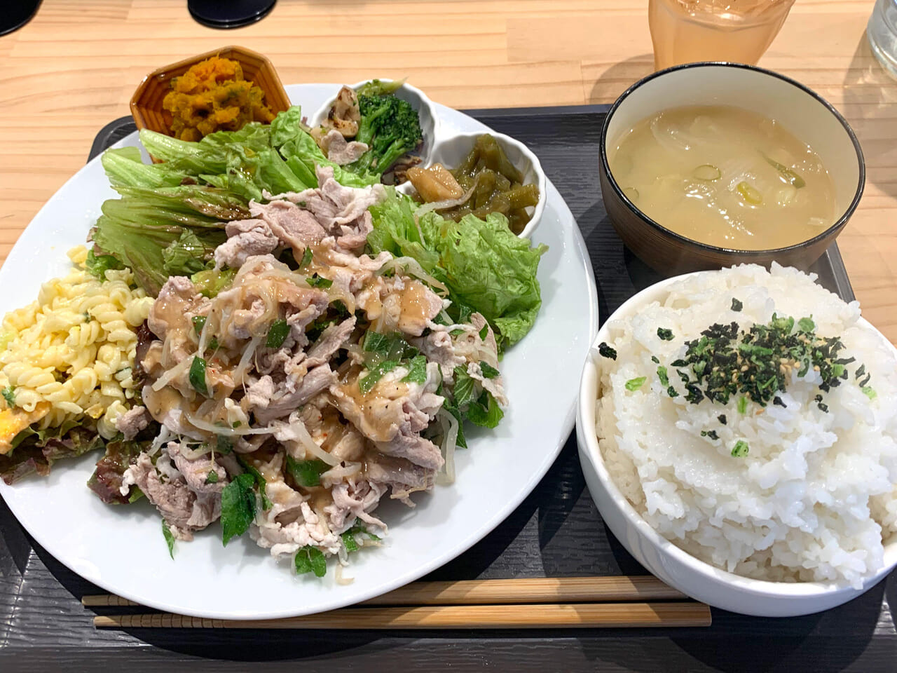 「ダイニング カフェ obanya」のランチはリーズナブルな価格で美味しい食事を提供しています!!
