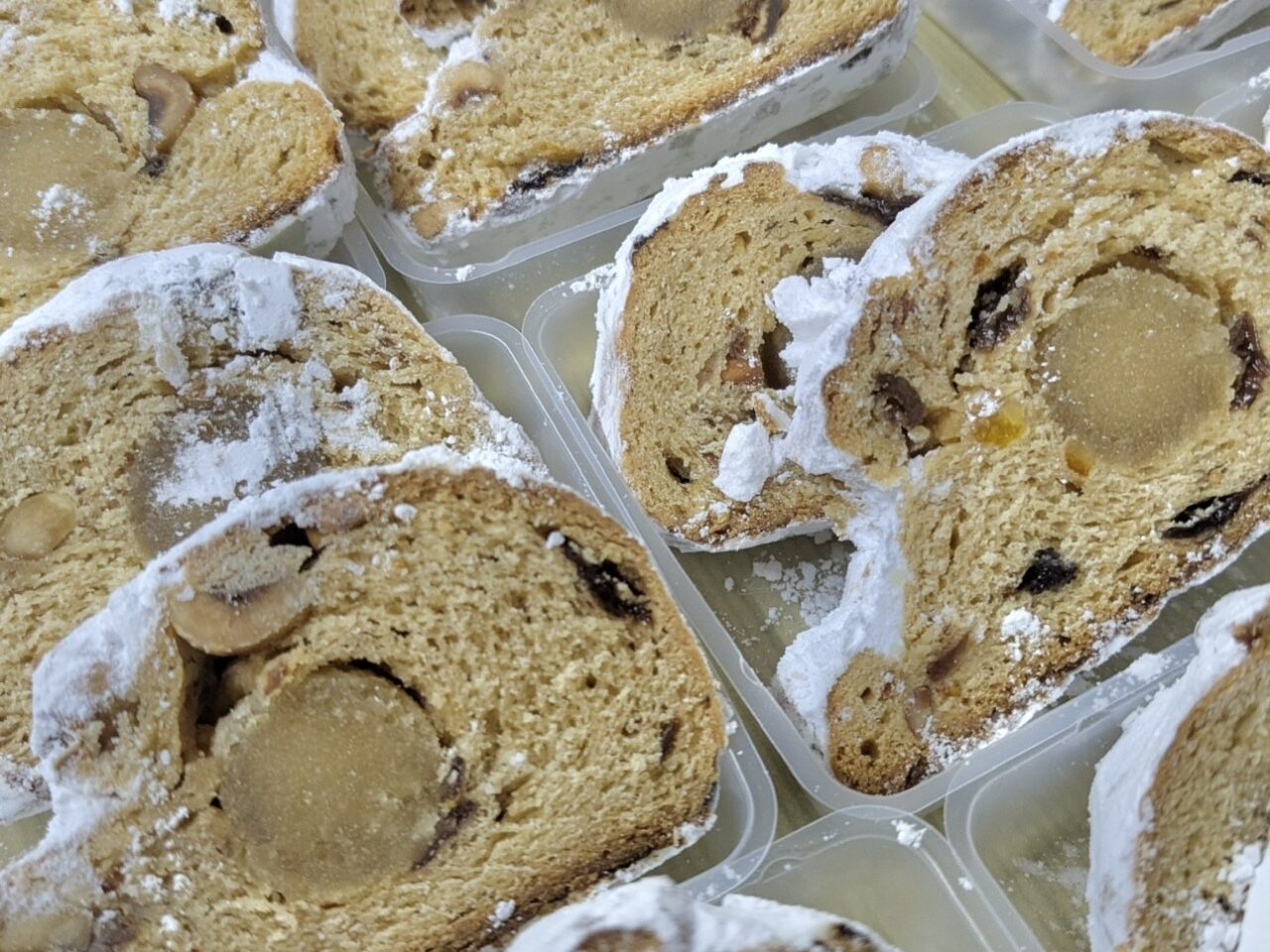 【今治市】間もなく迎えるクリスマス! パティスリーイリスのクリスマス当日限定ケーキを取材