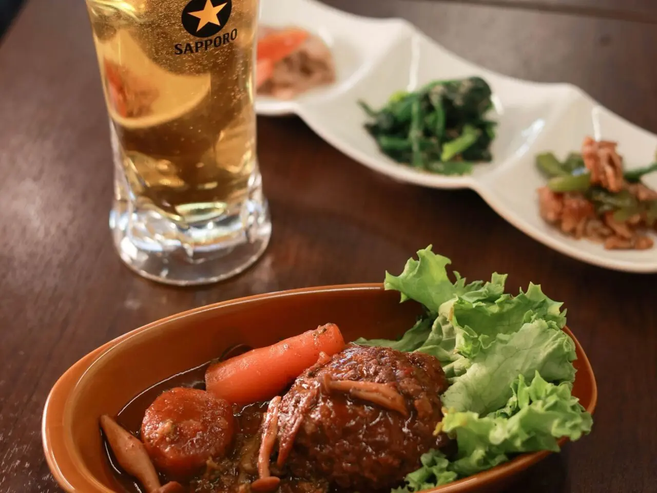 【今治市】2月にオープンしたばかりの「Dining粋人」。5〜6時間煮込む看板ハンバーグと親子で営む温かなダイニング