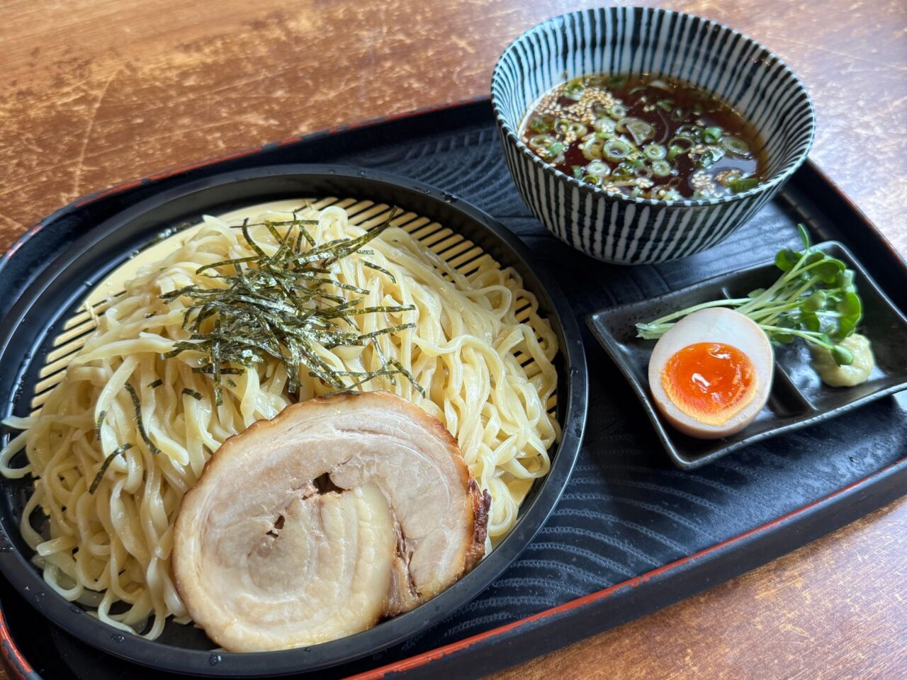 骨太味覚桜井店の冷ざる麺