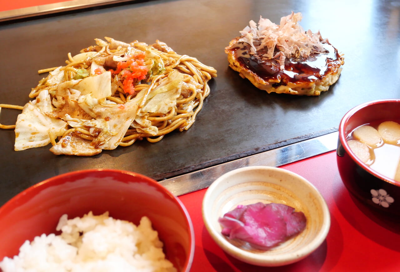 ももたろう定食の写真