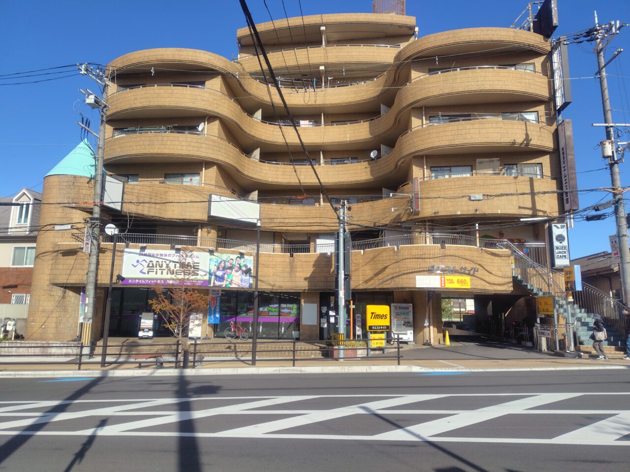 エニタイムフィットネスの建物