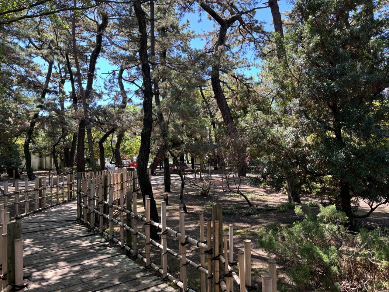 茅ヶ崎市高砂緑地・松籟庵