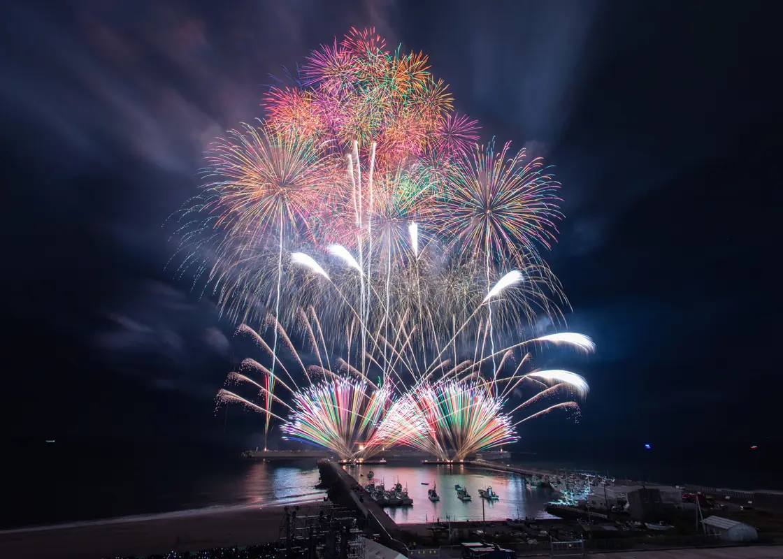 茅ヶ崎サザン芸術花火2025