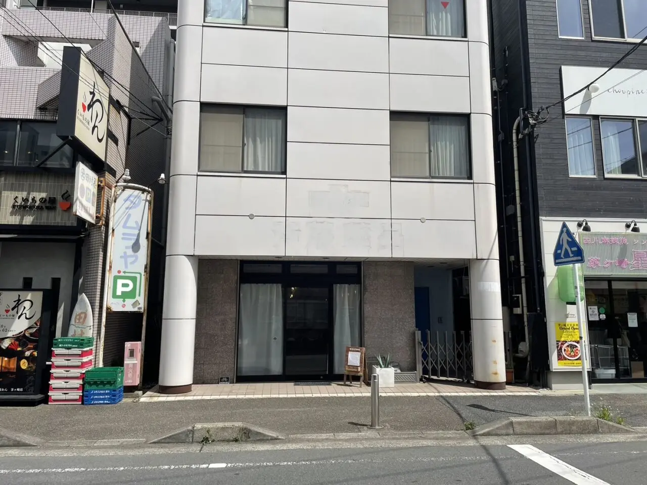 2026年8月1日にオープンした茅ヶ崎市新栄町のBeauty Salon Maka店舗外観