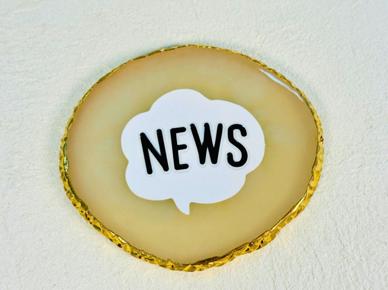 ニュースのフリー素材