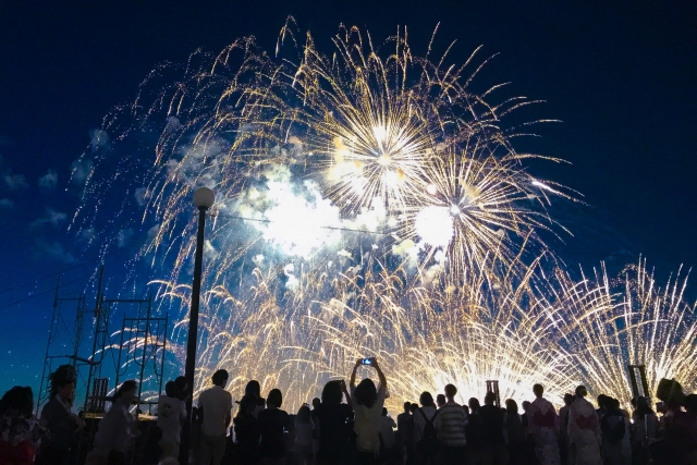 都南で開催される花火の祭典のイメージ