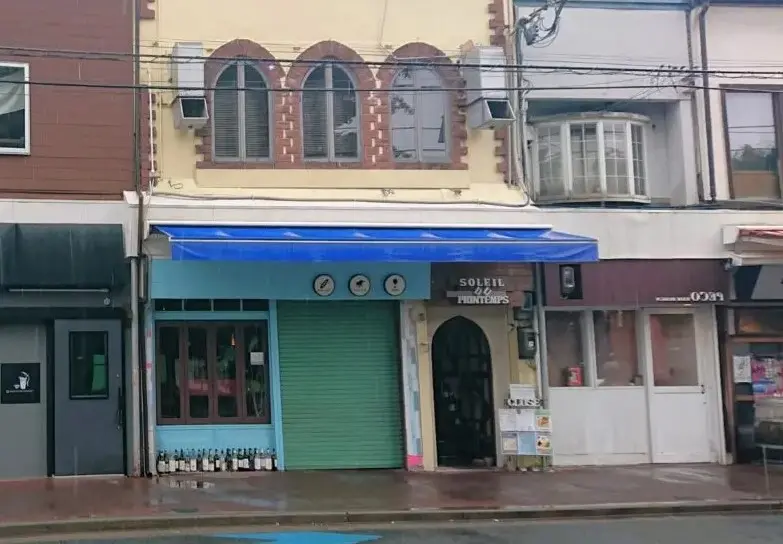 モンスリ閉店　店舗外観