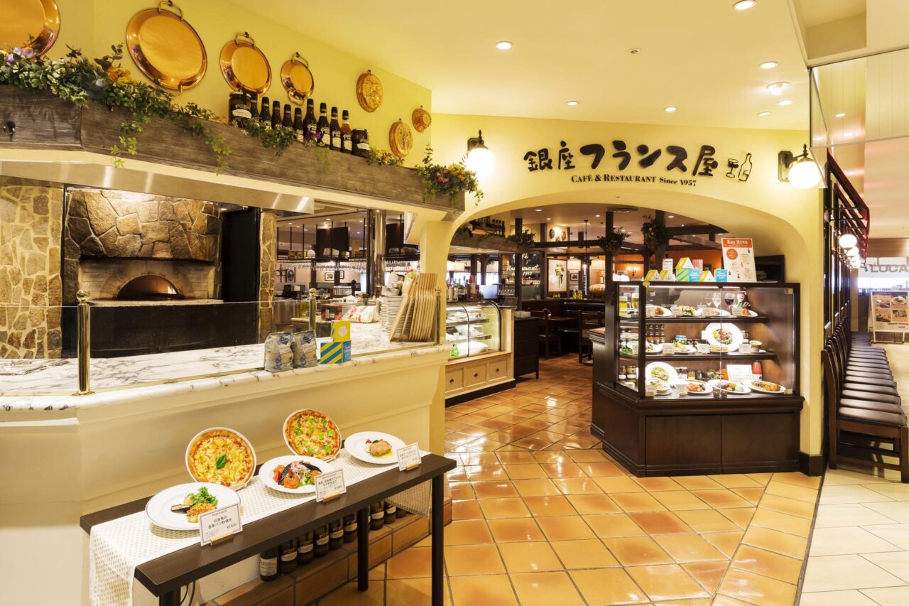 銀座フランス聖蹟桜ケ丘店の外観