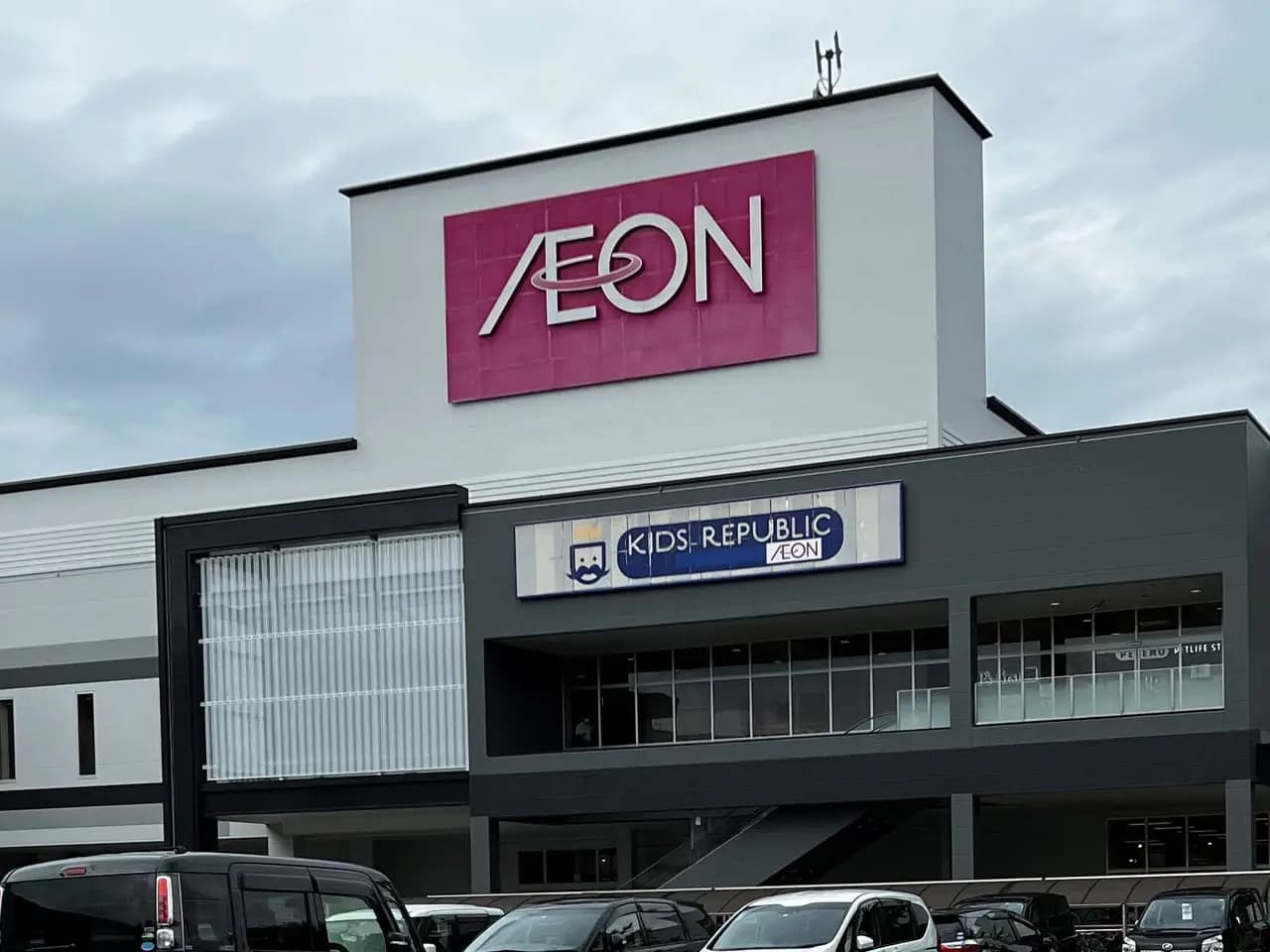 巨大複製タペストリー展示