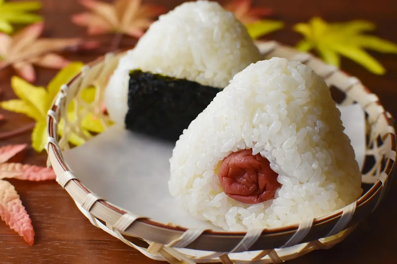 おにぎり食堂塩ムスビ