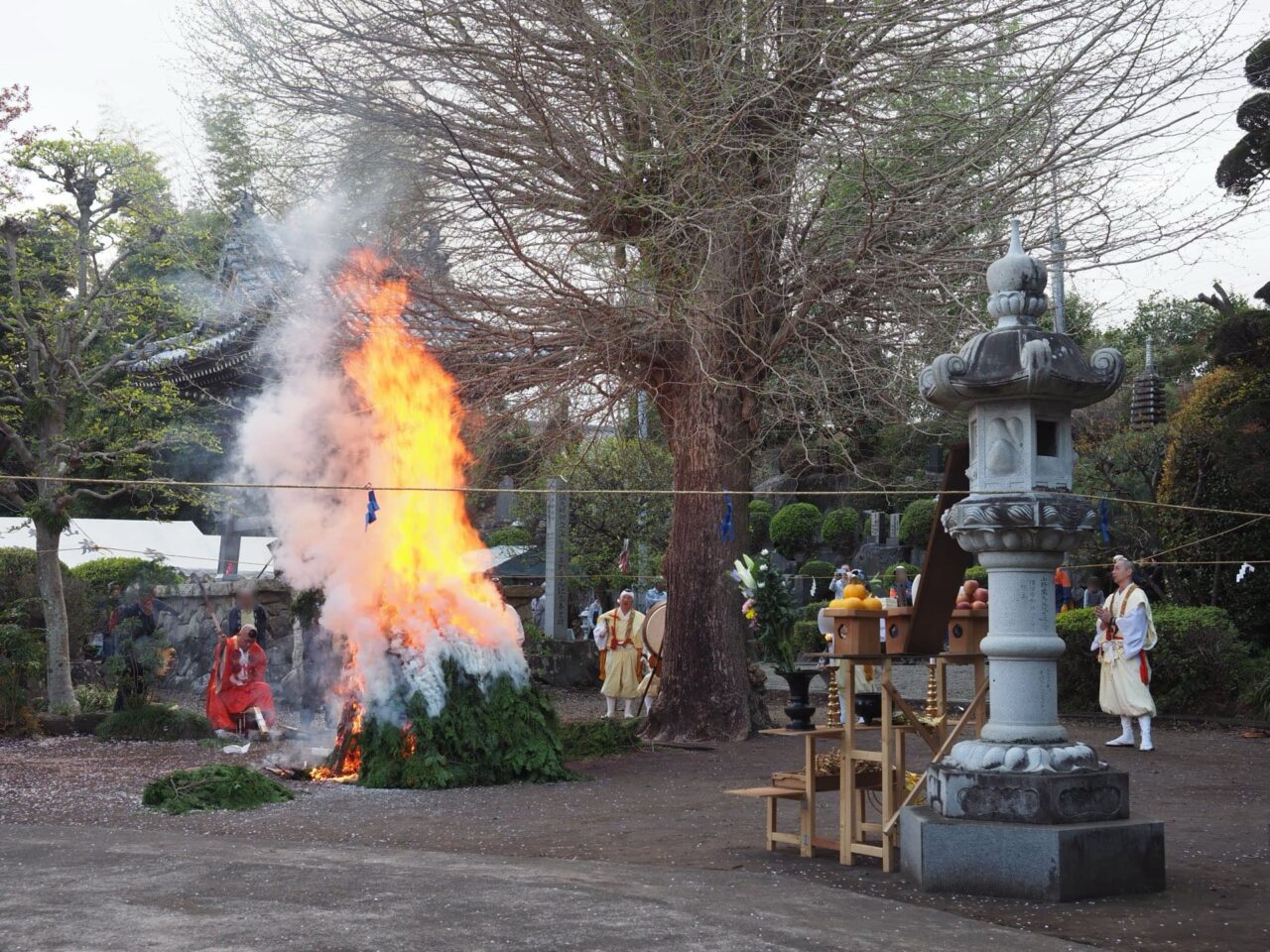 鳥谷の火祭り