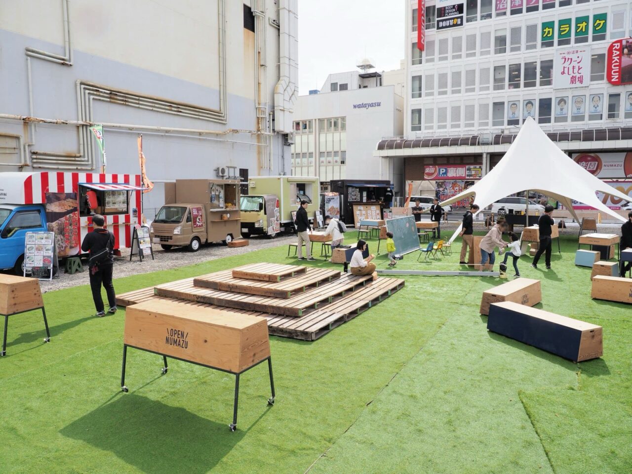 ぬまづ駅前湊マルシェ