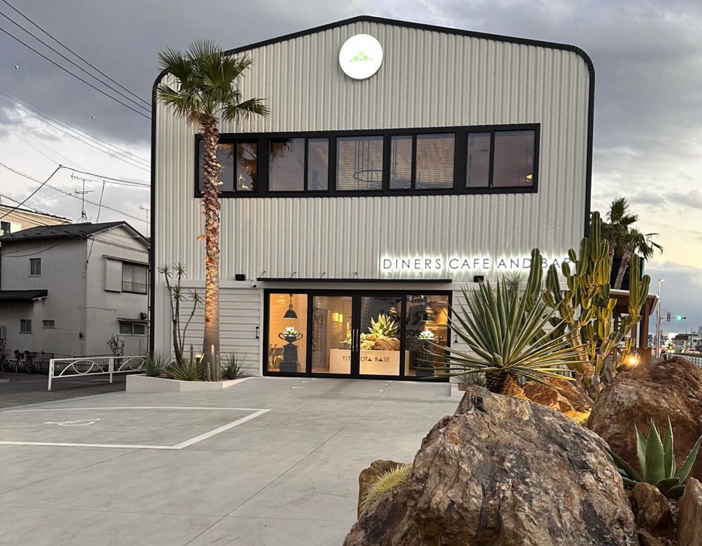 TITANOTA BASE（チタノタベース）オープン