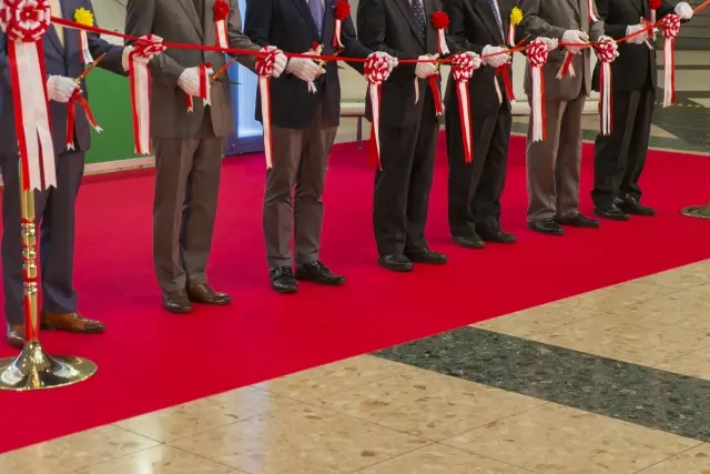 tonarino となりの　トーブイコート　オープン