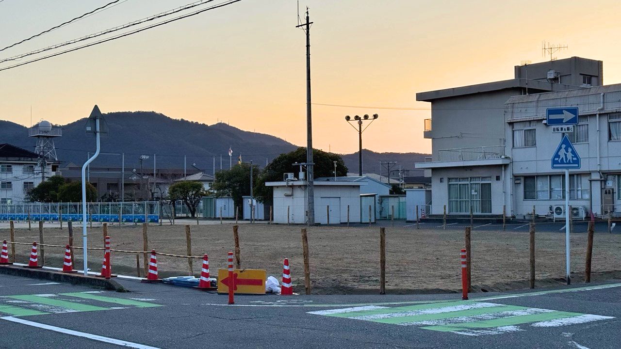 福山市立曙小学校 プール解体工事