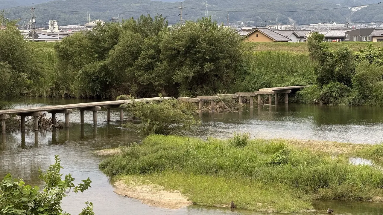 西の沈下橋