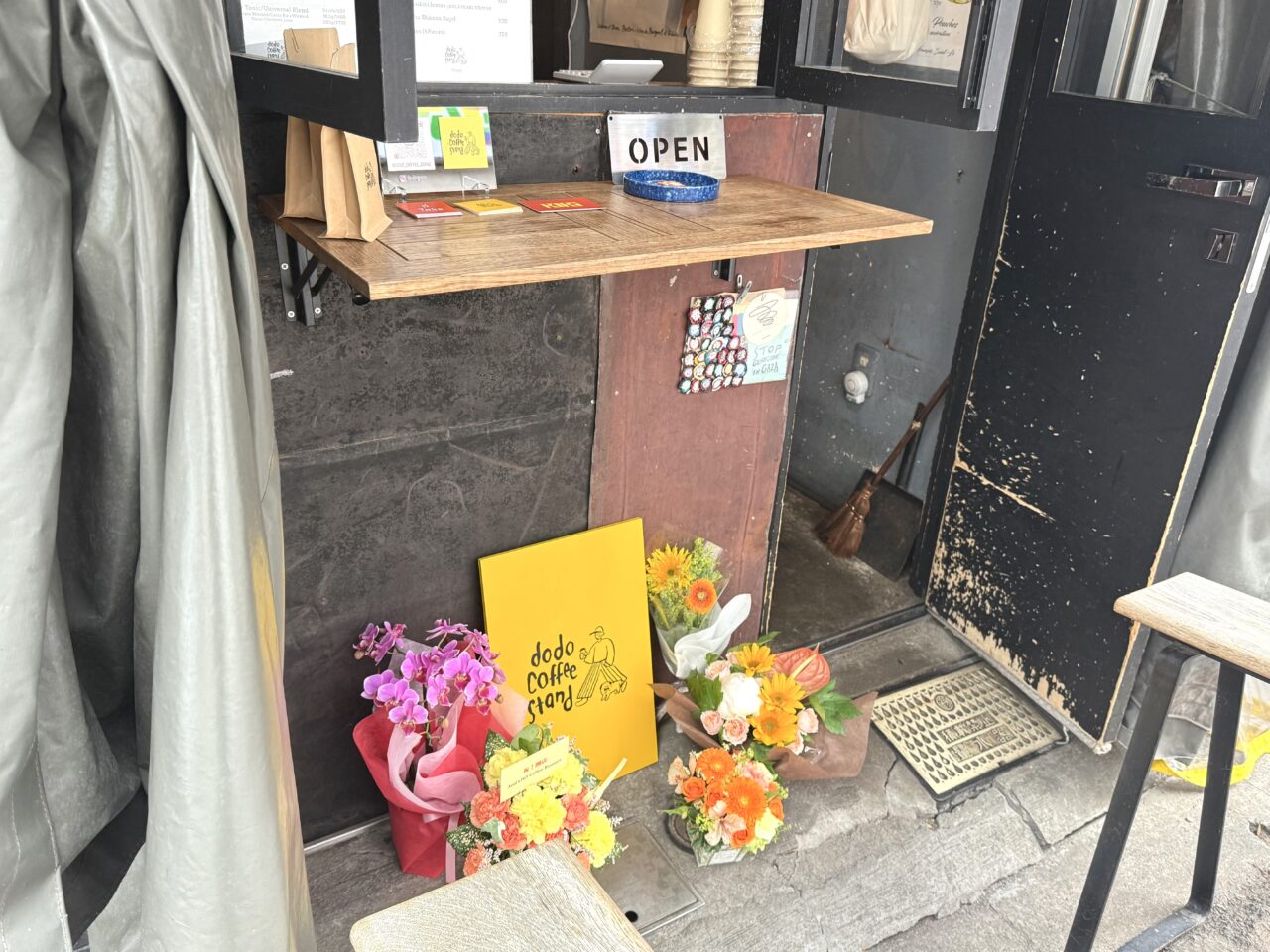 dodo coffee stand店頭写真です