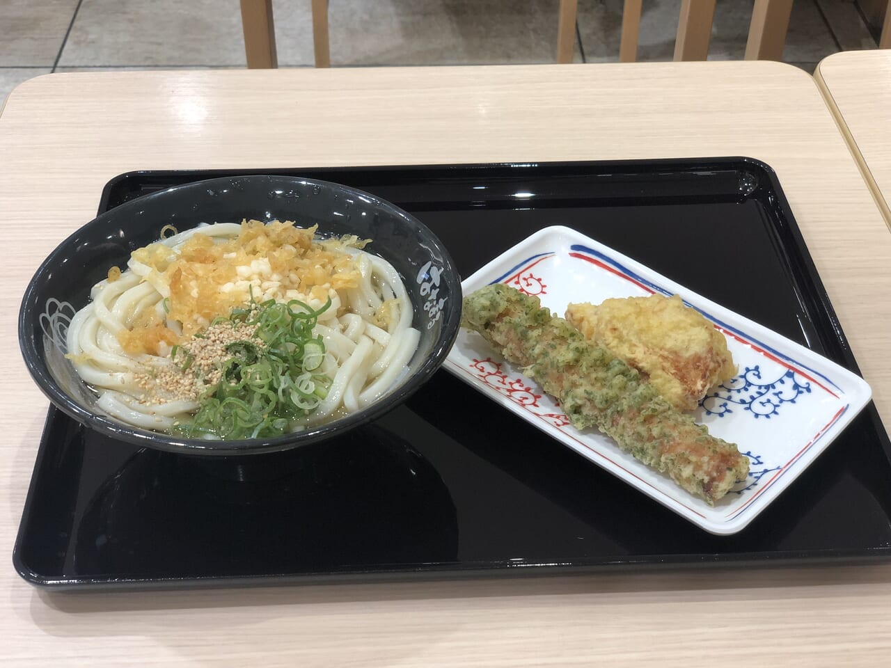 はなまるうどんのうどん