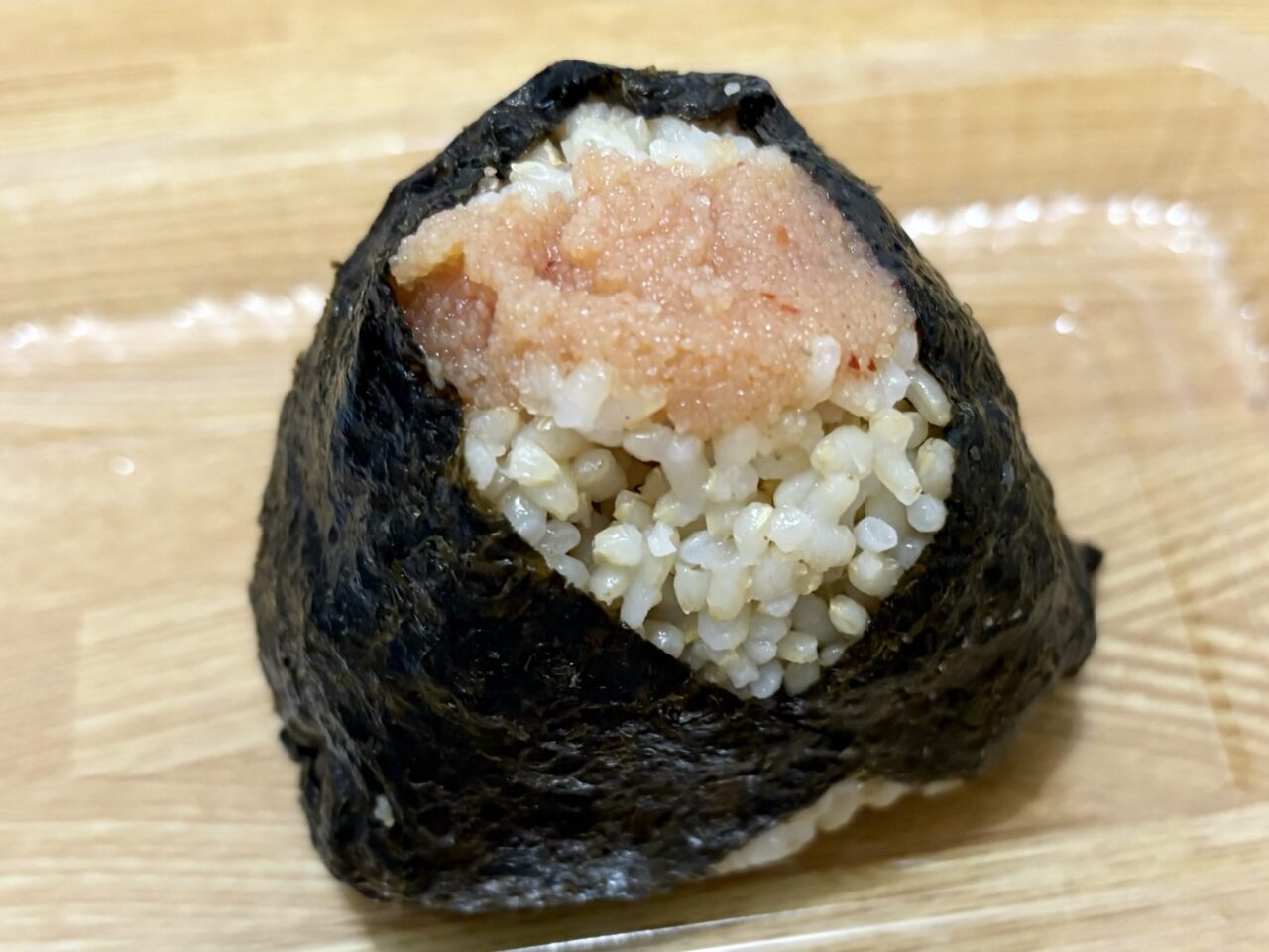 中野にある『おむすび屋 こめり 中野北口店』の明太子（玄米）