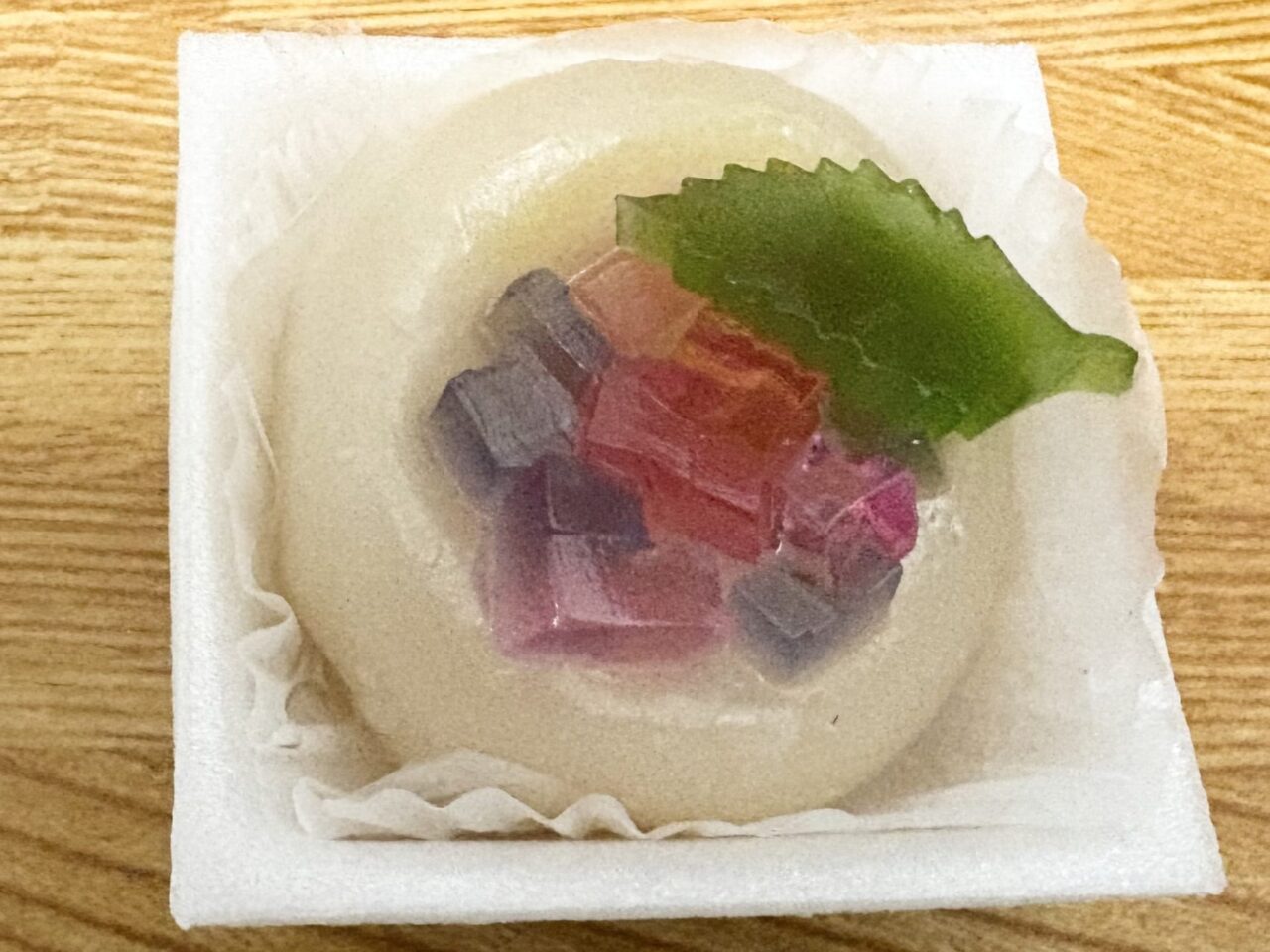 中野にある「和菓子舗 壷屋」のあじさい