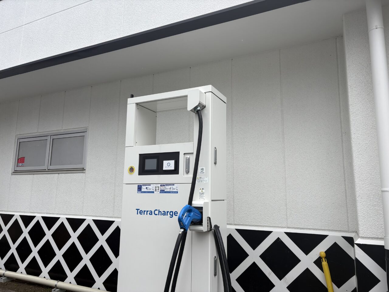 回転寿司で唯一EV充電器が導入されたくら寿司江戸川店