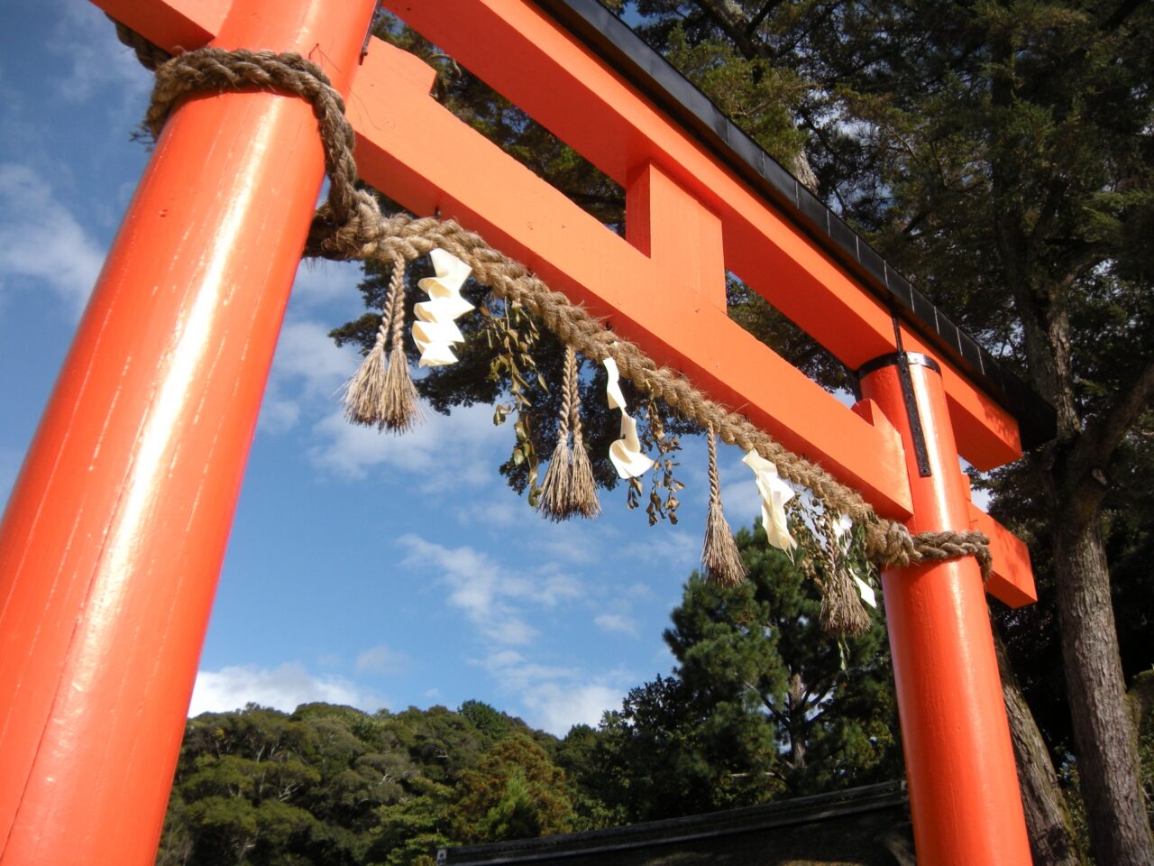 初詣の神社のイメージ写真