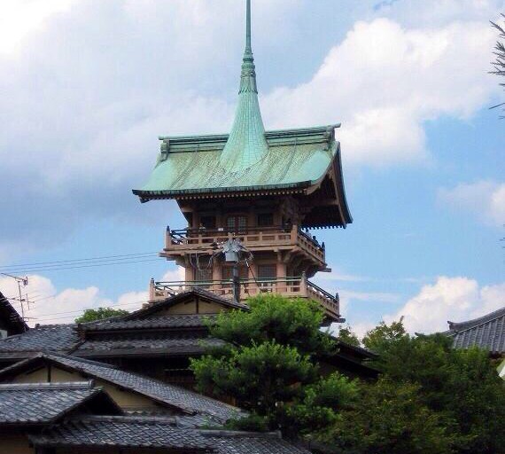 銅閣寺