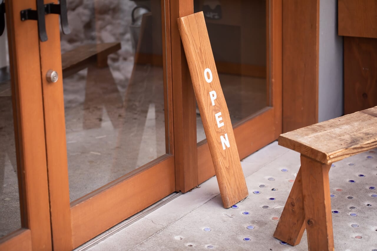 十勝の作家やショップが集まる、日曜だけの特別なクラフトマーケット「SUNDAY CRAFT MARKET」が2025年6月15日（日）と8月17日（日）に開催 夜amaotoはお酒と豆がコンセプトの大衆酒場　酒とまめ肴-まめこう- amaoto　冬季限定でおしるこ専門、そして夏季限定で甘酒シェイク　〒080-0801 北海道帯広市東１条南１５丁目９−１　2025年6月3日（火）　リニューアルオープン　営業再開　リスタート 北海道　帯広市　芽室町　les gouters　レ・グーテ　〒082-0076 北海道芽室町美生１線４０−２　ケーキ屋さん　スイーツ　ケーキ店　大阪市西区　オープン　新規開店　開店　グランドオープン　新規オープン　閉店　イメージ