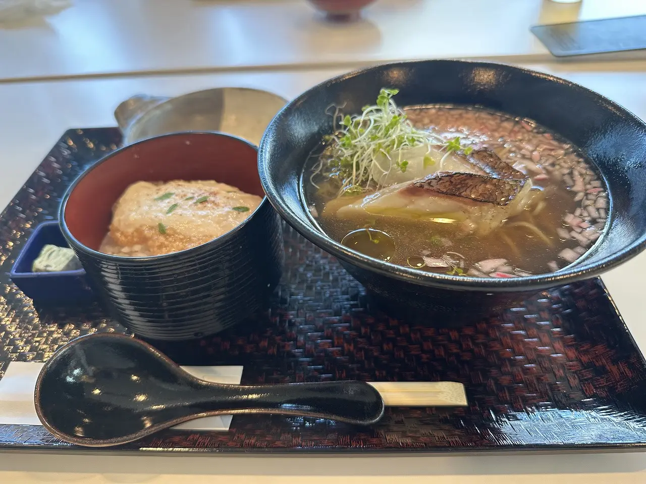【神戸市】絶景とともに味わう和の創作ランチ『神戸食堂 はぁとす。』さん。クオリティーが高くてビックリ！