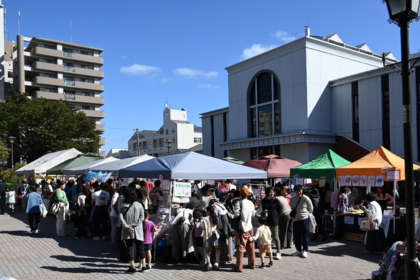 【神戸市灘区】地図を片手に近場で遊ぼう！JR灘駅前広場『TOMARIGIロゲイニング』10月25・26日開催！ ♪ 同日、去年1万人参加のマルシェも開催♪