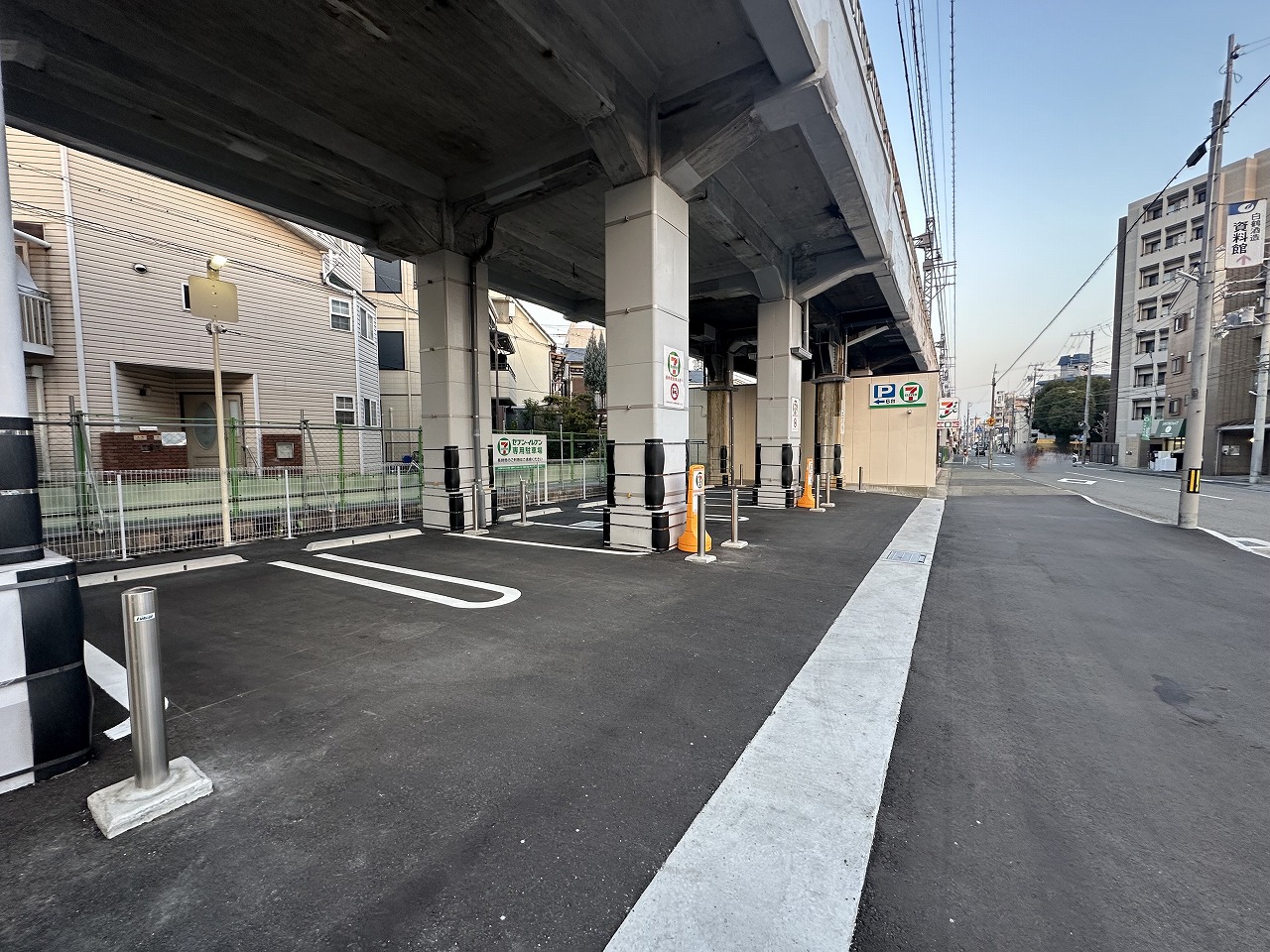 【神戸市東灘区】駐車しやすい駐車場６台完備されました♪『セブン-イレブン 阪神御影駅東店』便利さがさらにアップ！