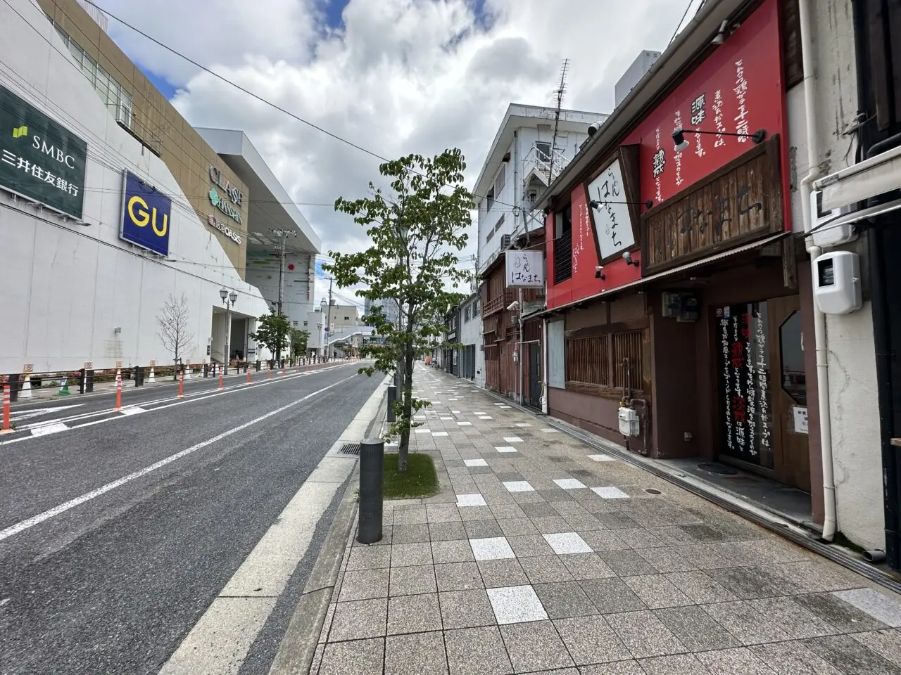 【神戸市東灘区】阪神御影駅高架下「らぁめん はなまち」さんに「引越しします」の貼り紙。移転先は現時点で確認できず…。