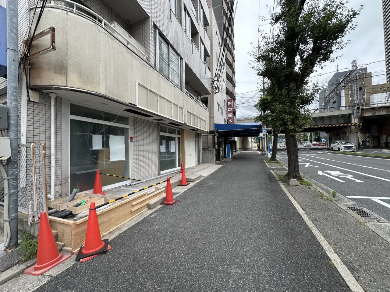 【神戸市東灘区】阪神御影駅近く「ローソンストア100 神戸御影店」跡地に動きが！ 何になる？ 上場会社の名前が…