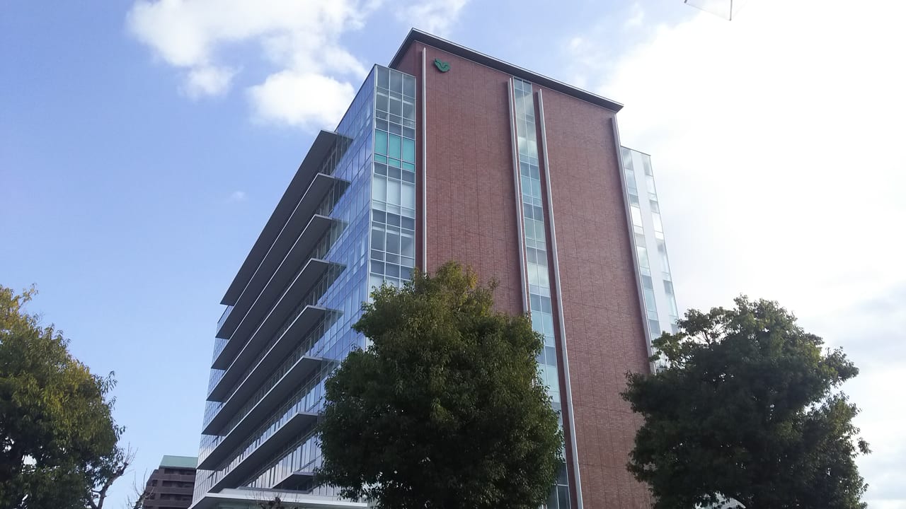 東広島市役所本庁舎の外観