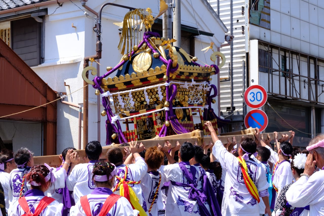 東広島市 先着順 西条 酒蔵通り 酒まつり 姫みこし担ぎ手に応募してみませんか 号外net 東広島市