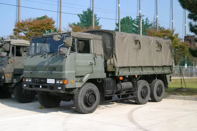 自衛隊