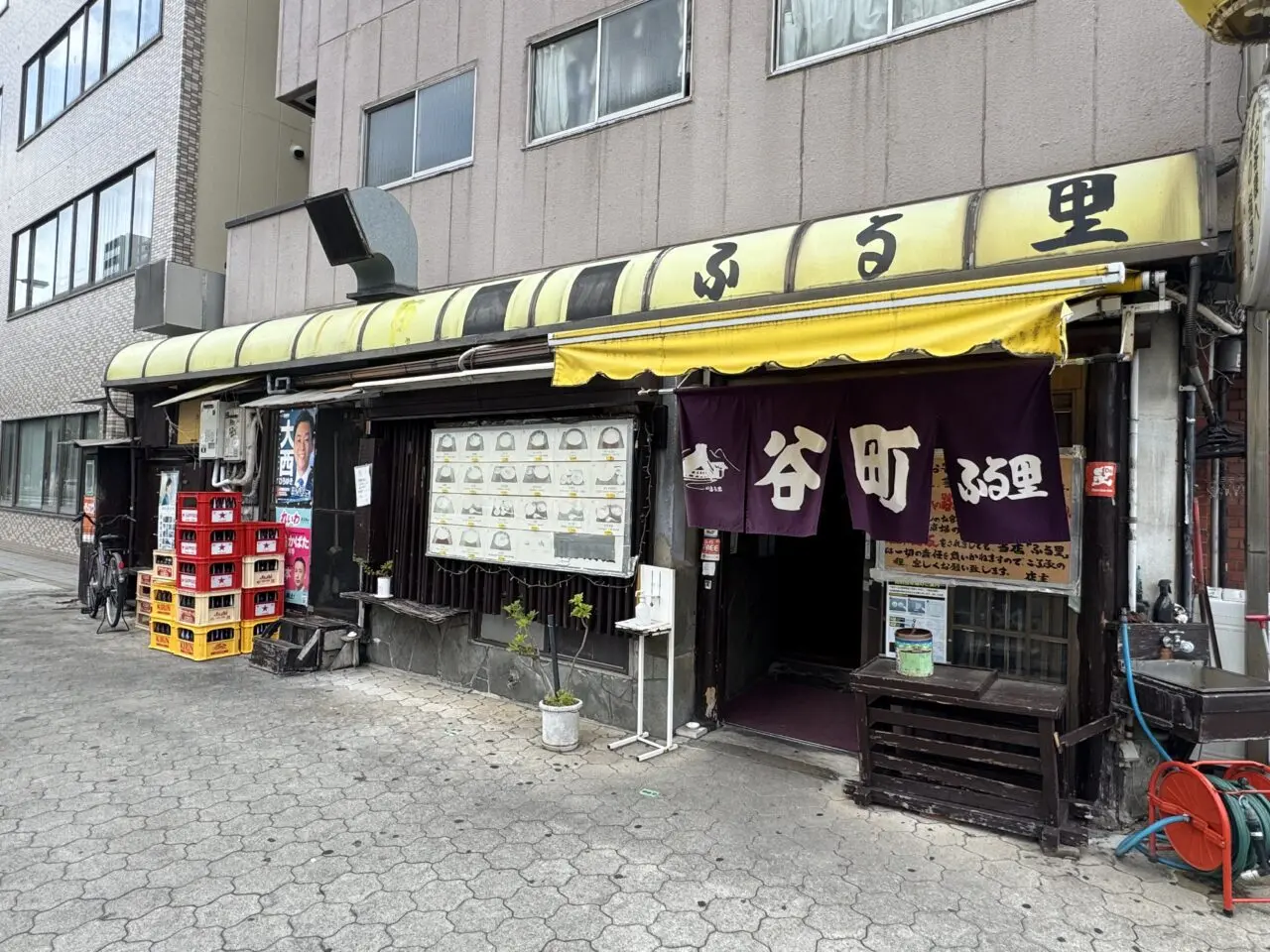 谷九のうどん店「谷町 ふる里」