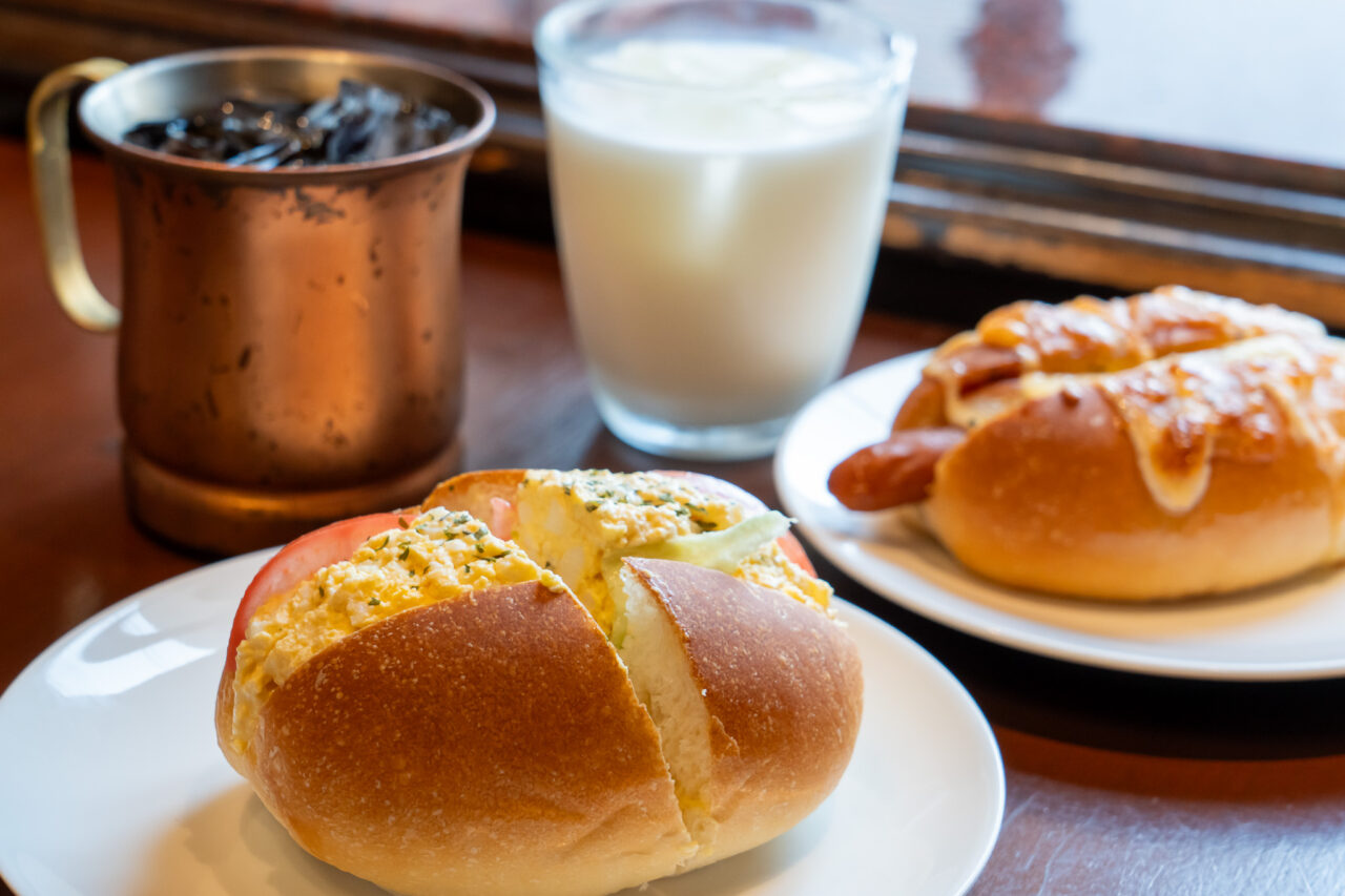 ニングが人気のレトロなカフェ「HAMON 　　Cafe」