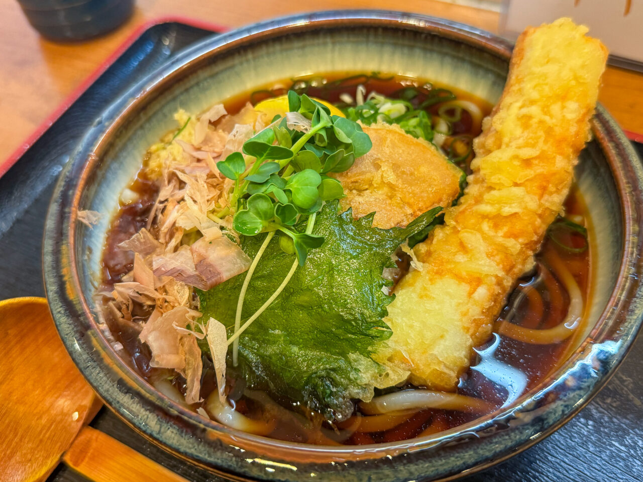 大阪上本町駅近くのうどん店「麺処ふな井」