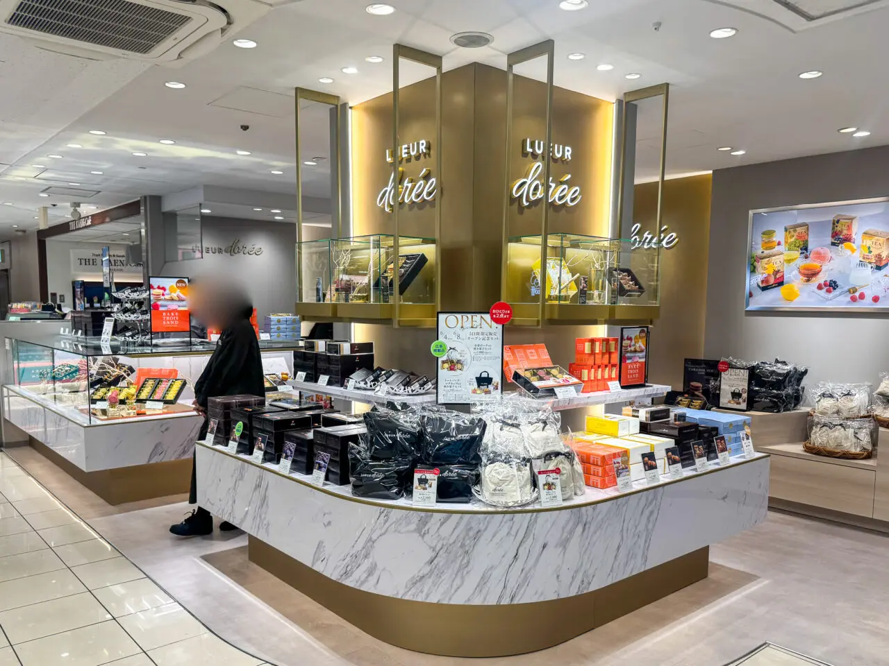 近鉄百貨店上本町店にオープンしたスイーツ店「LUEUR dorée（リュウールドレ）」