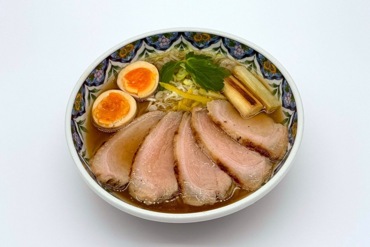 大阪上本町駅すぐ上本町YUFURAにオープンしたラーメン店「京出汁 清水庵」