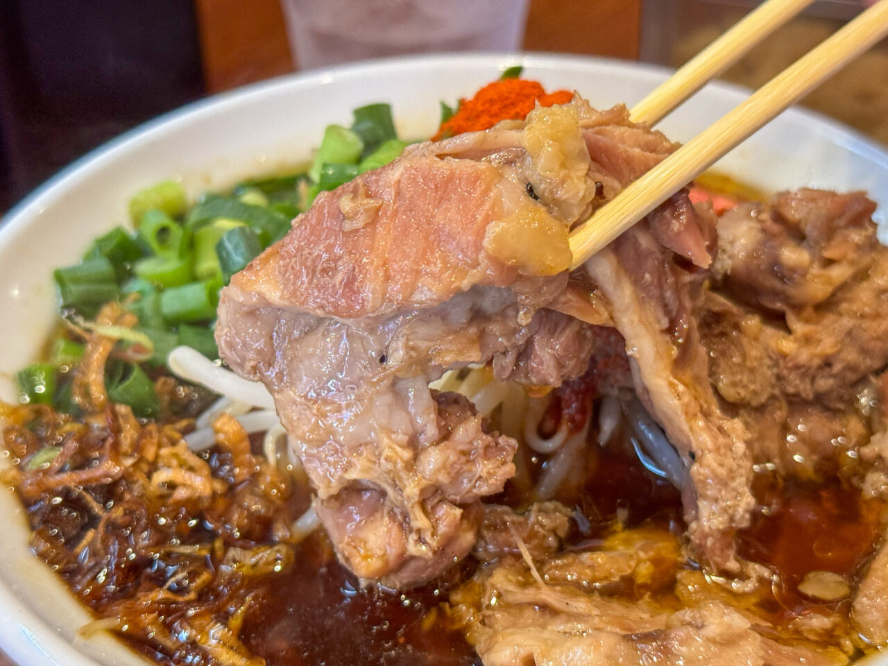 鶴橋駅すぐのラーメン店「だいつる」