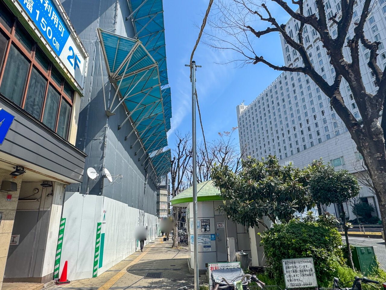 シェラトン都ホテル大阪向かいに建設中のオフィス・商業施設等を配した複合ビル「（仮称）上本町六丁目ビル」