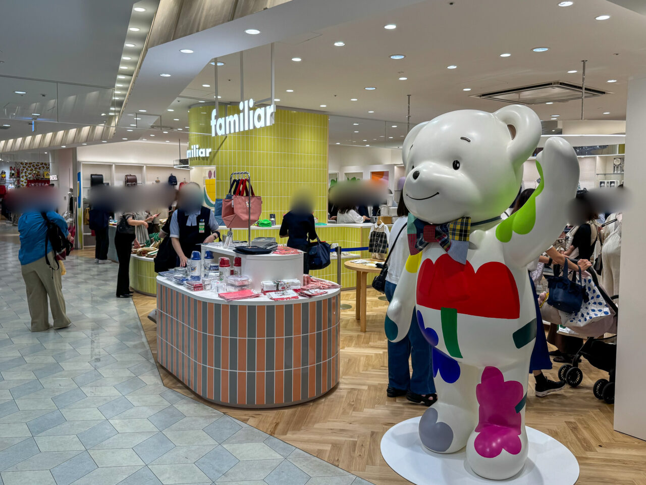 リニューアルしたあべのハルカス近鉄本店のファミリア