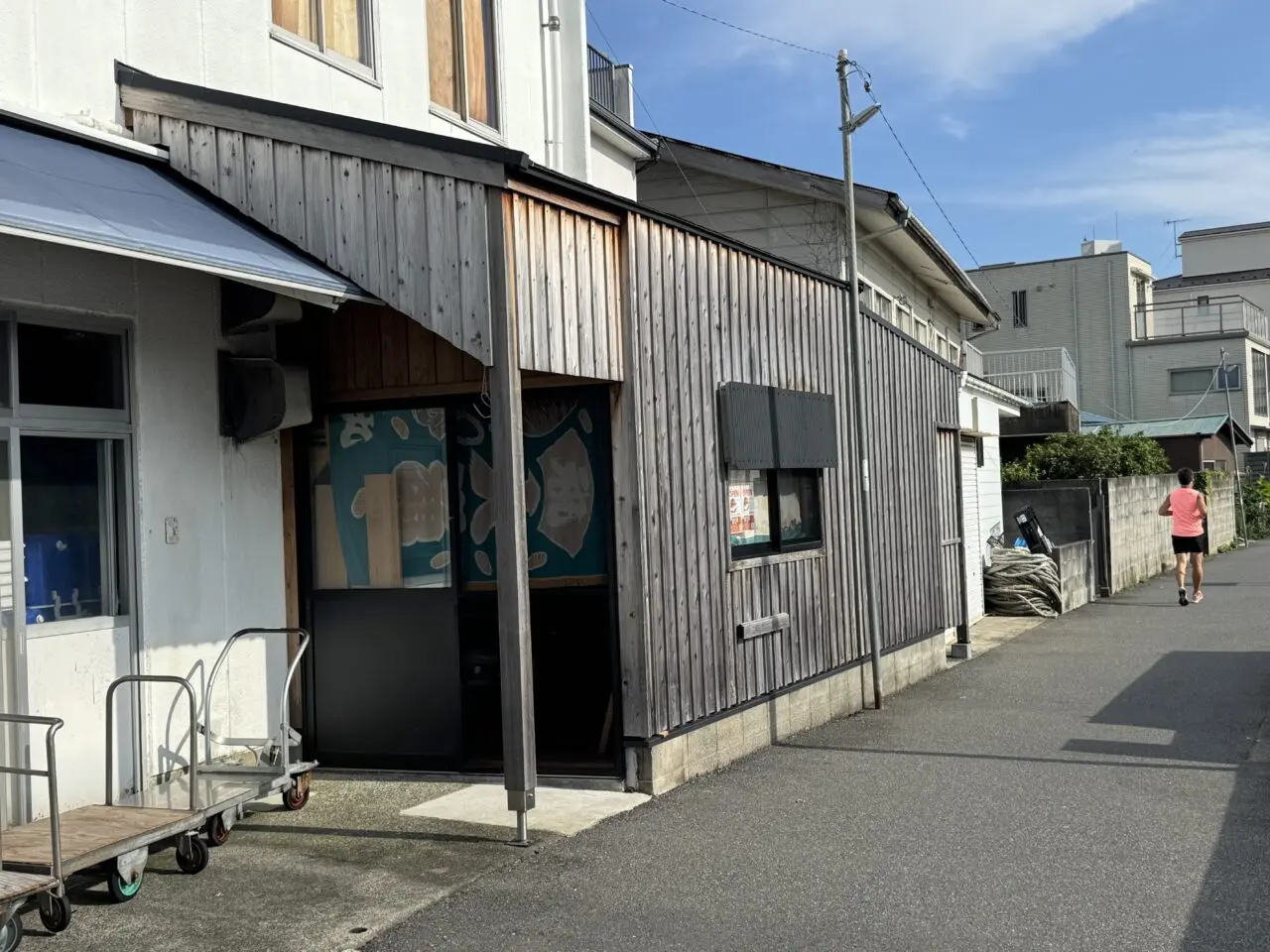 【藤沢市】あの人気カフェのスイーツが復活！ 片瀬海岸の浜野水産内にパンとスイーツのテイクアウト専門店「Namimachi Baker」が9月28日プレオープンします！