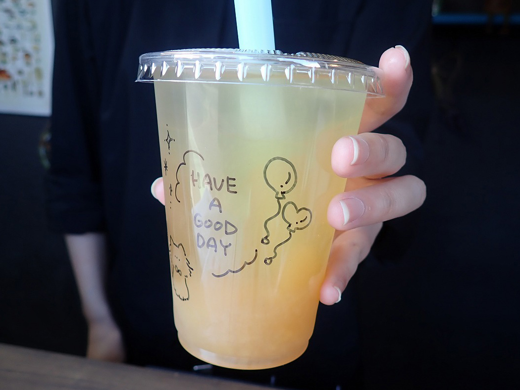 2025年8月にオープンの川越のドリンクスタンド『猫又茶房』
