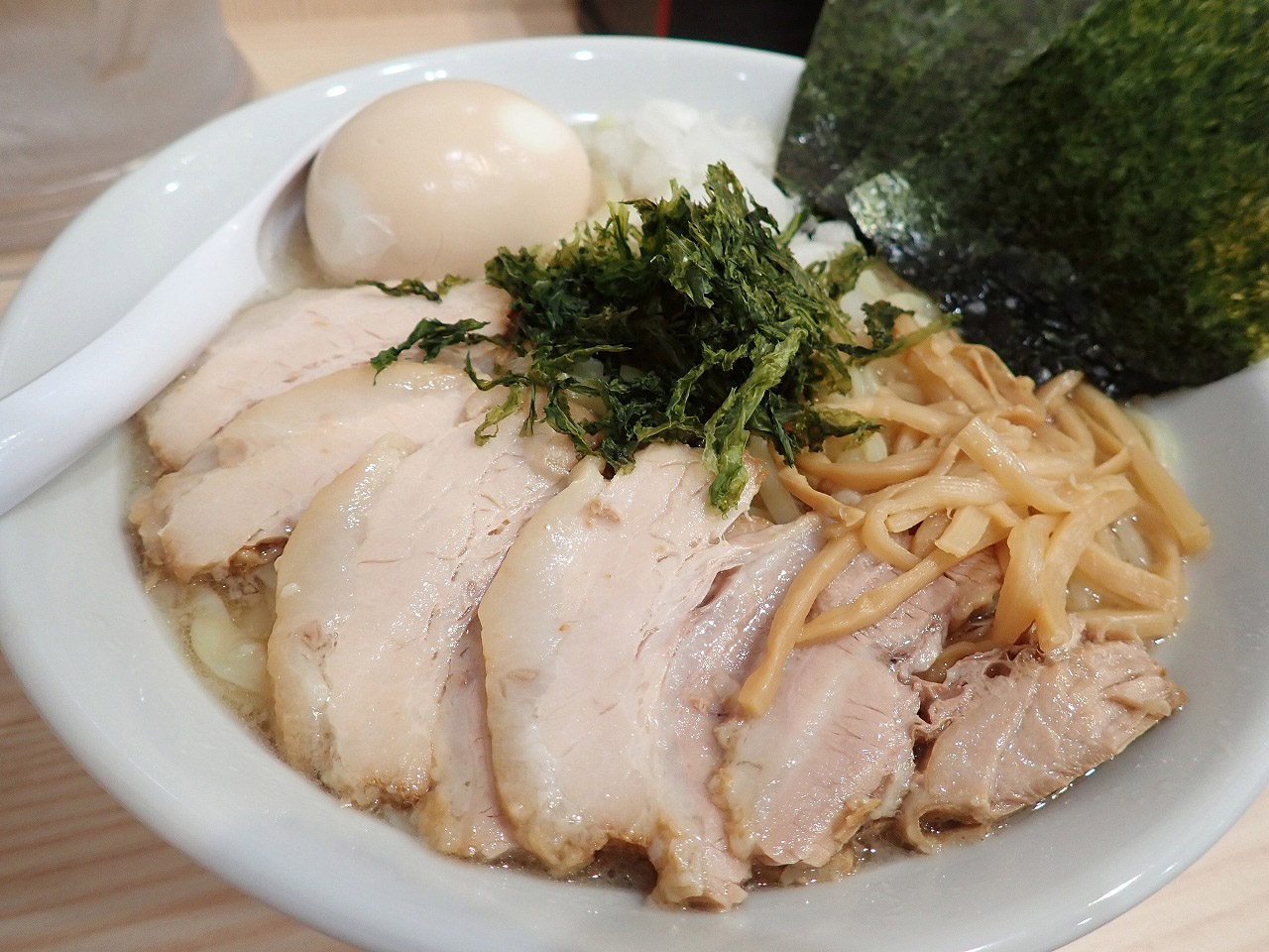 「背脂煮干し中華そば」