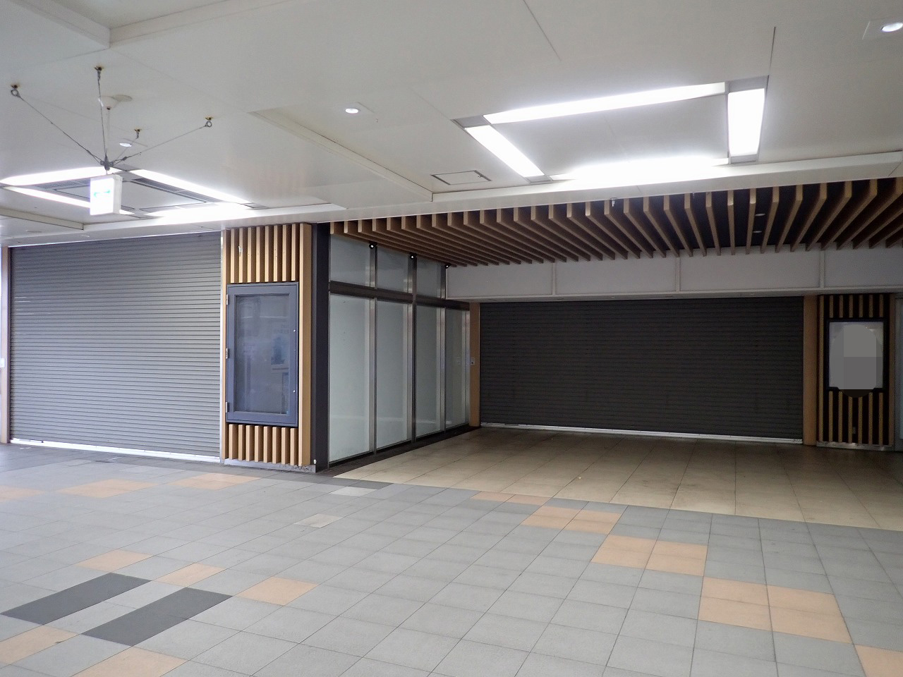 空き物件が目立ち、寂しい本川越駅周辺