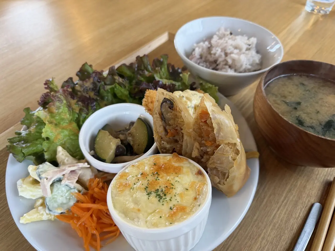あわい食堂